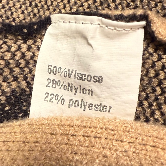 Oversized Animal Print Cardigan - Picture 9 of 11